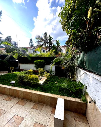 Spacious 4BR Maisonette with DSQ & Study - Kileleshwa