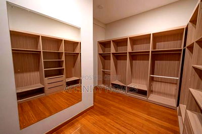 Furnished 2bdrm Penthouse in Mombasa Road for sale - Image 10