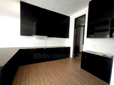 3bdrm Penthouse in Lavington for sale - Image 6