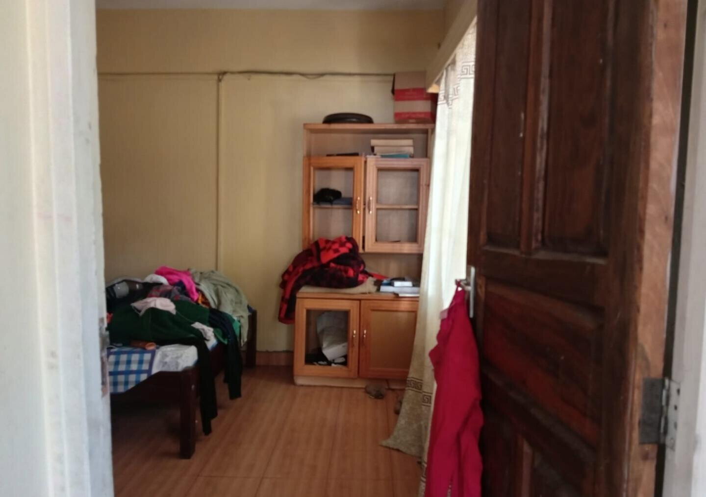50x100 Plot 6BR Home in Bahati