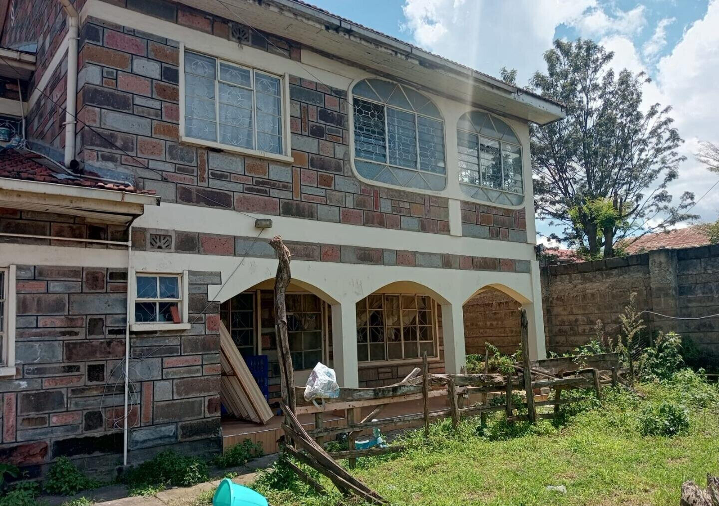 50x100 Plot 6BR Home in Bahati