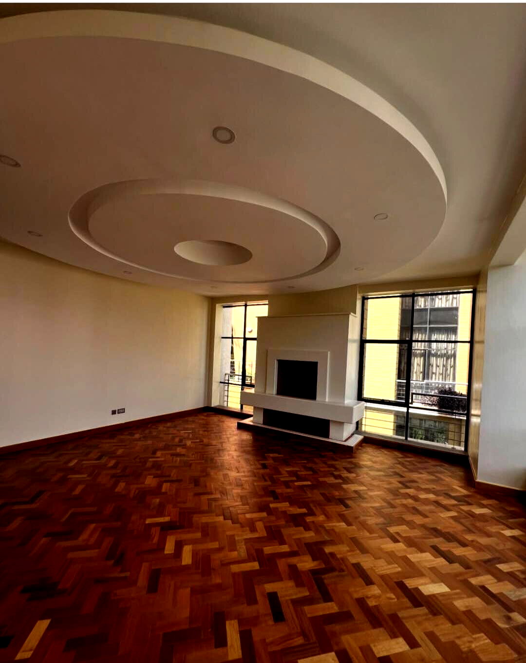 5-Ensuite Townhouse with Rooftop Terrace & Solar - Lavington