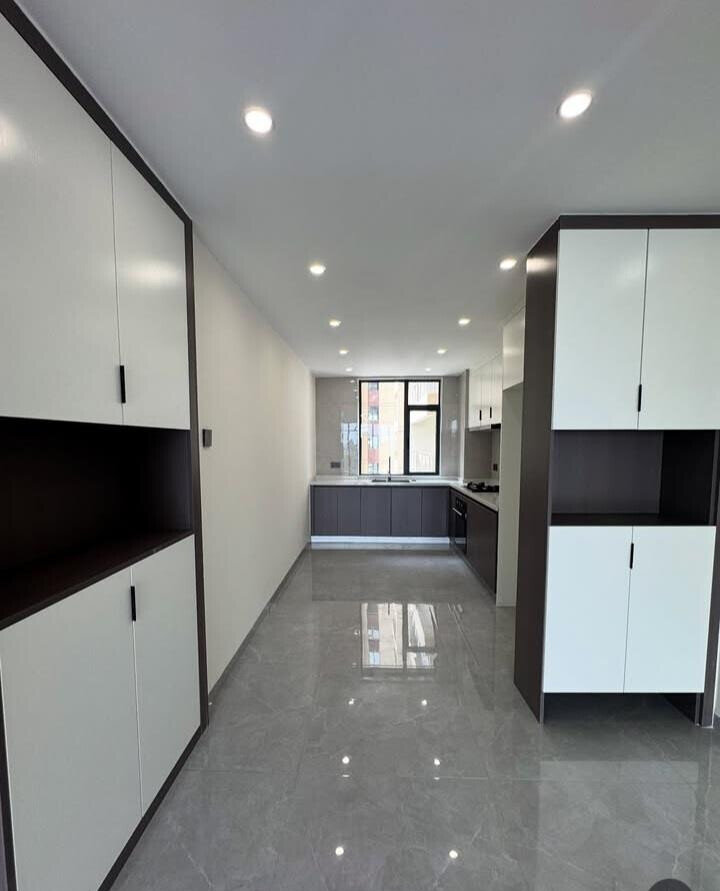 2BR Ready Apartment with Heated Pool & Rooftop Coffee Bar - Kilimani