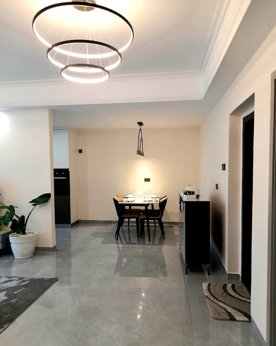 2BR Ready Apartment with Heated Pool & Rooftop Coffee Bar - Kilimani