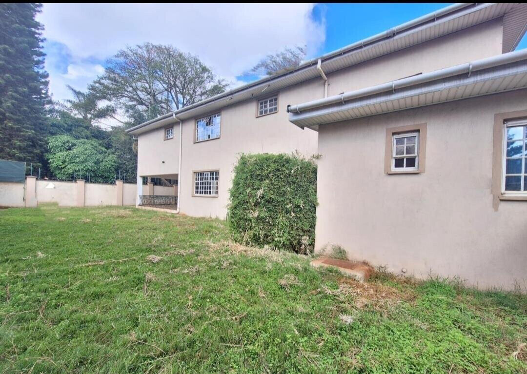 4-Ensuite Townhouse with Playground & DSQ in Gated Lavington