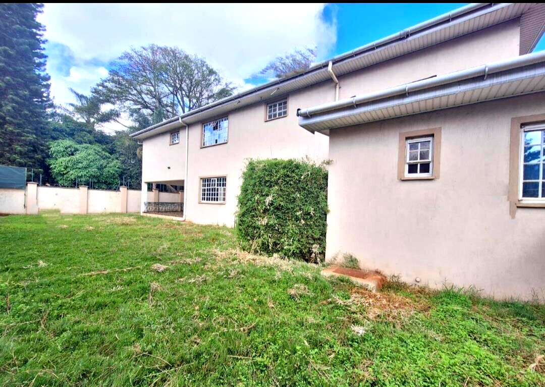 4-Ensuite Townhouse with Playground & DSQ in Gated Lavington