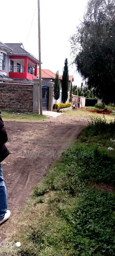 Plots for Sale Suitable for a Developer - Image 11