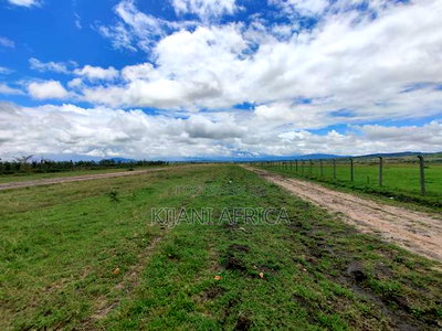Ready Buy and Build Plots in Konza Off Mombasa Road - Image 1