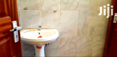 Warehouse To Let - Image 3