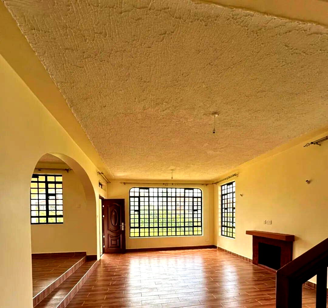 4BR Townhouse with Fireplace & DSQ - Ngong Gated Community