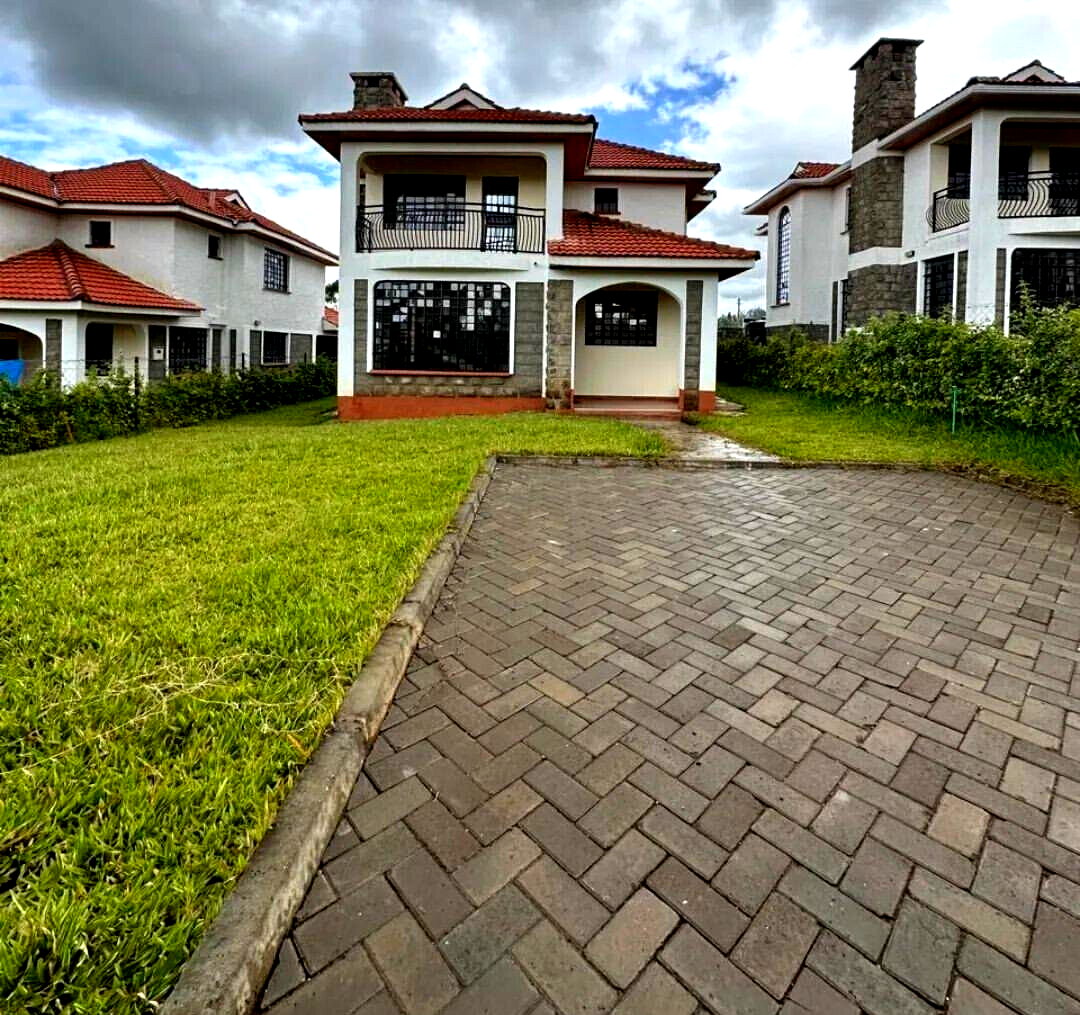 4BR Townhouse with Fireplace & DSQ - Ngong Gated Community