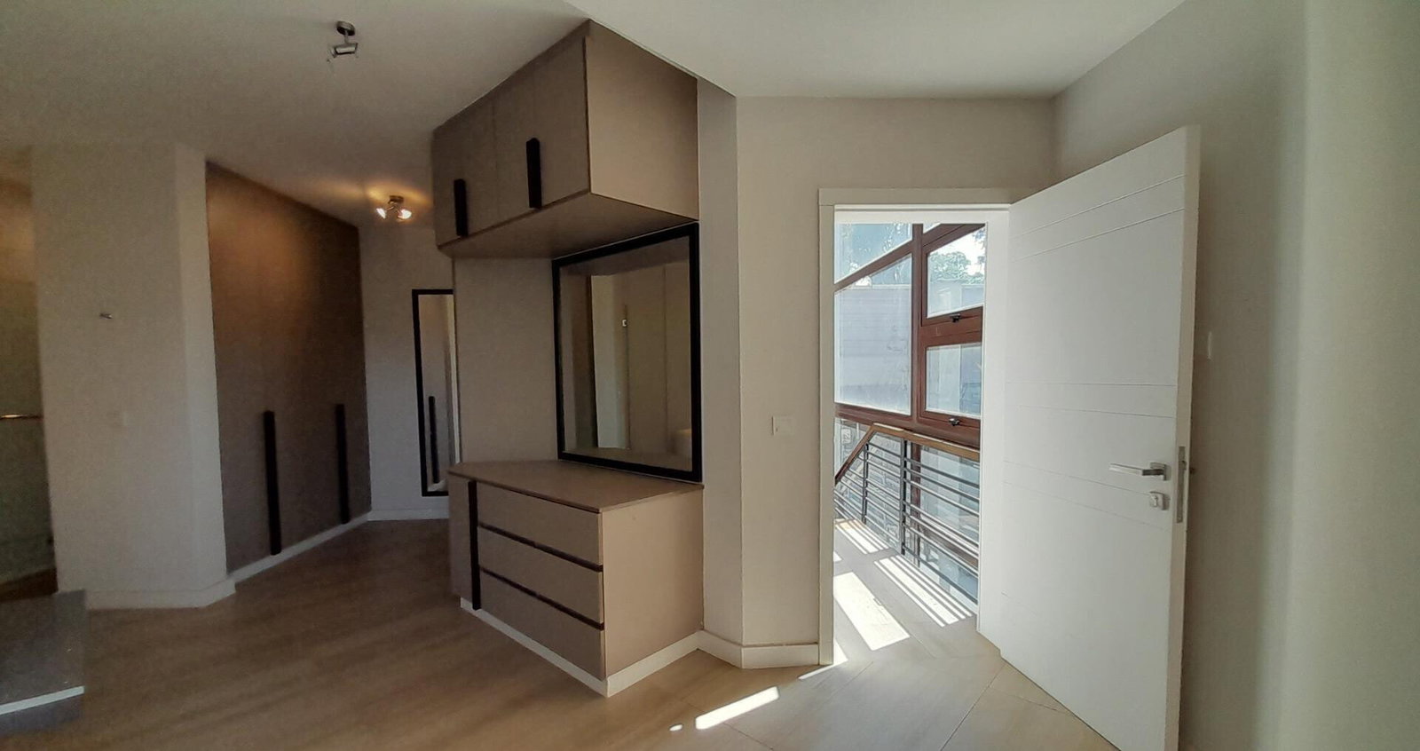 4-Ensuite Townhouse with Rooftop Lounge & DSQ - Lavington
