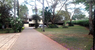 1 Acre Garden Home with Pool