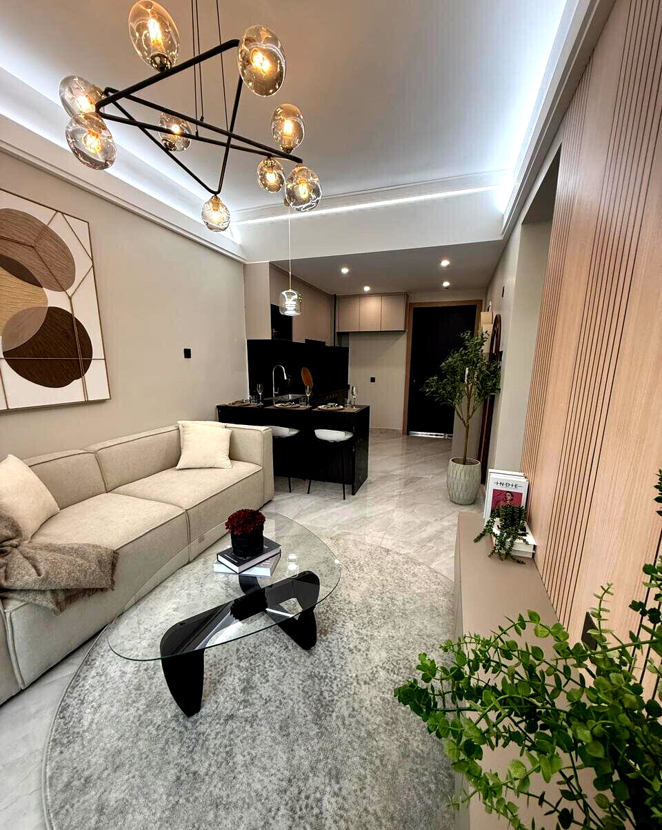 28-Floor Tower Living with Rooftop Pool & Gym - Westlands