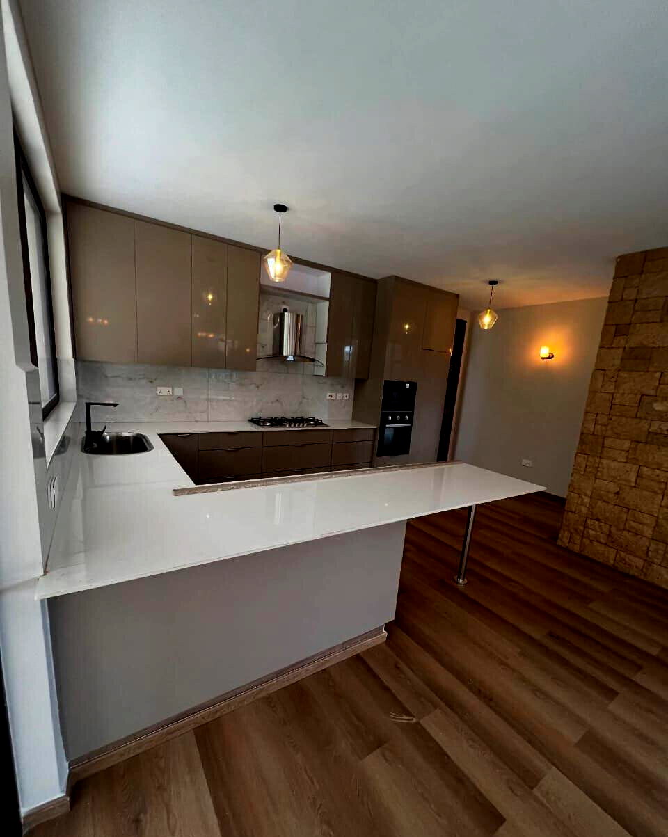 6-Ensuite Villa with Rooftop Terrace & DSQ – Karen