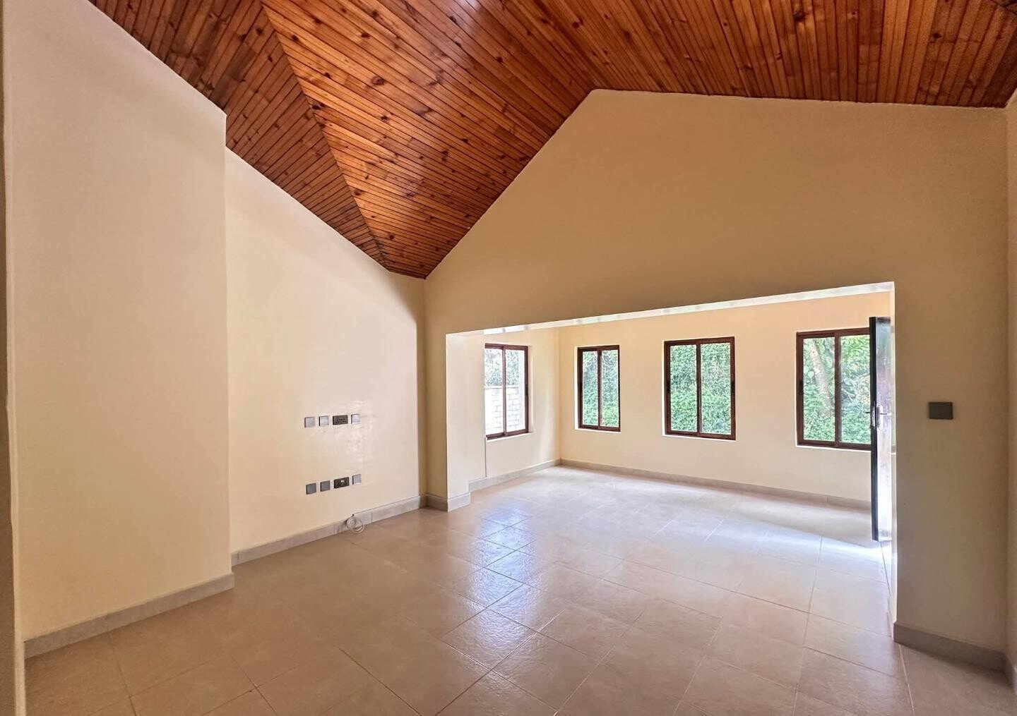 5BR Garden Oasis for KSh 400K