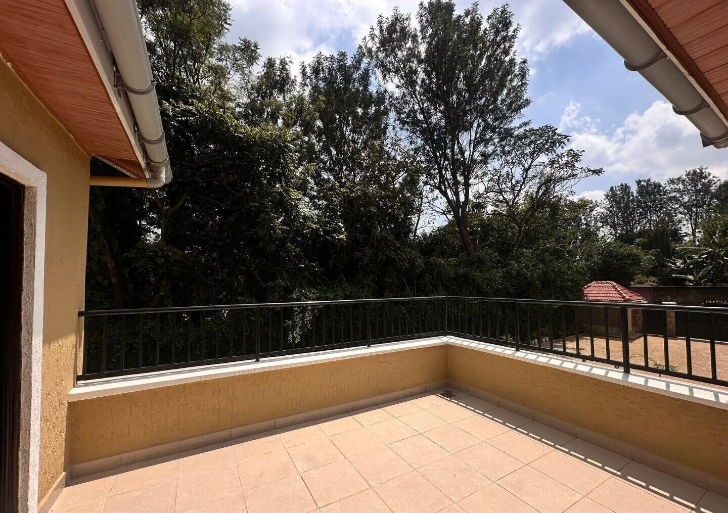 5BR Garden Oasis for KSh 400K