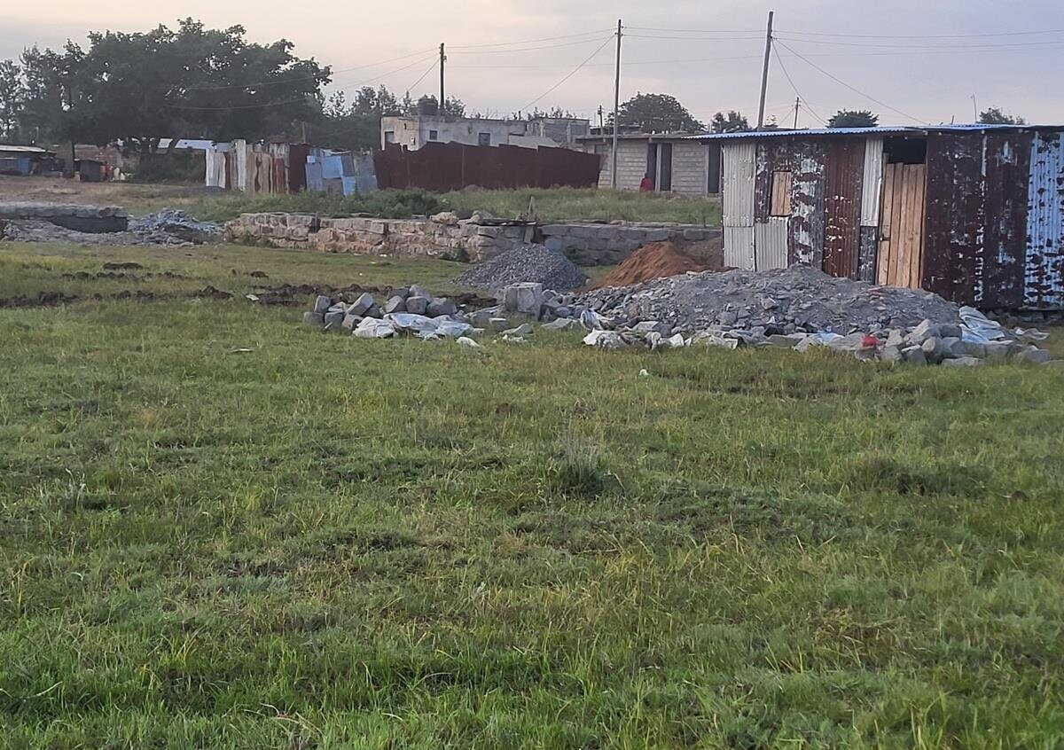 0.1 Acre Garden Plot with Parking for KSh 1.6M
