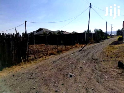 Prime Plot Next to the Upcoming Airport at Lanet Nakuru - Image 4