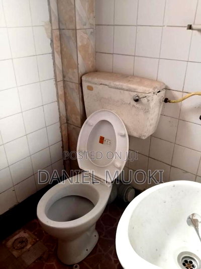 2 Bedrooms to Let - Image 6