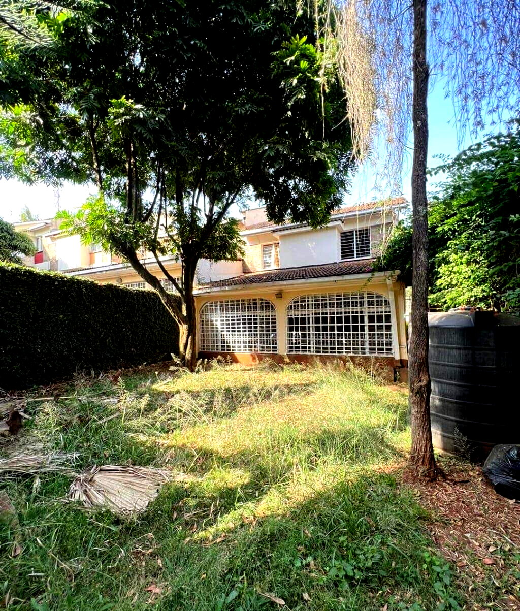 Semi-Detached 4BR Maisonette with DSQ & Private Garden - Kileleshwa