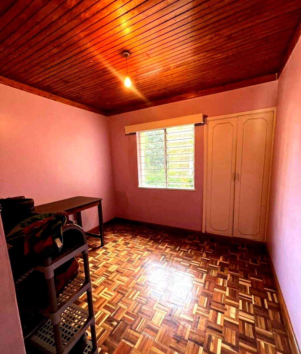 Semi-Detached 4BR Maisonette with DSQ & Private Garden - Kileleshwa