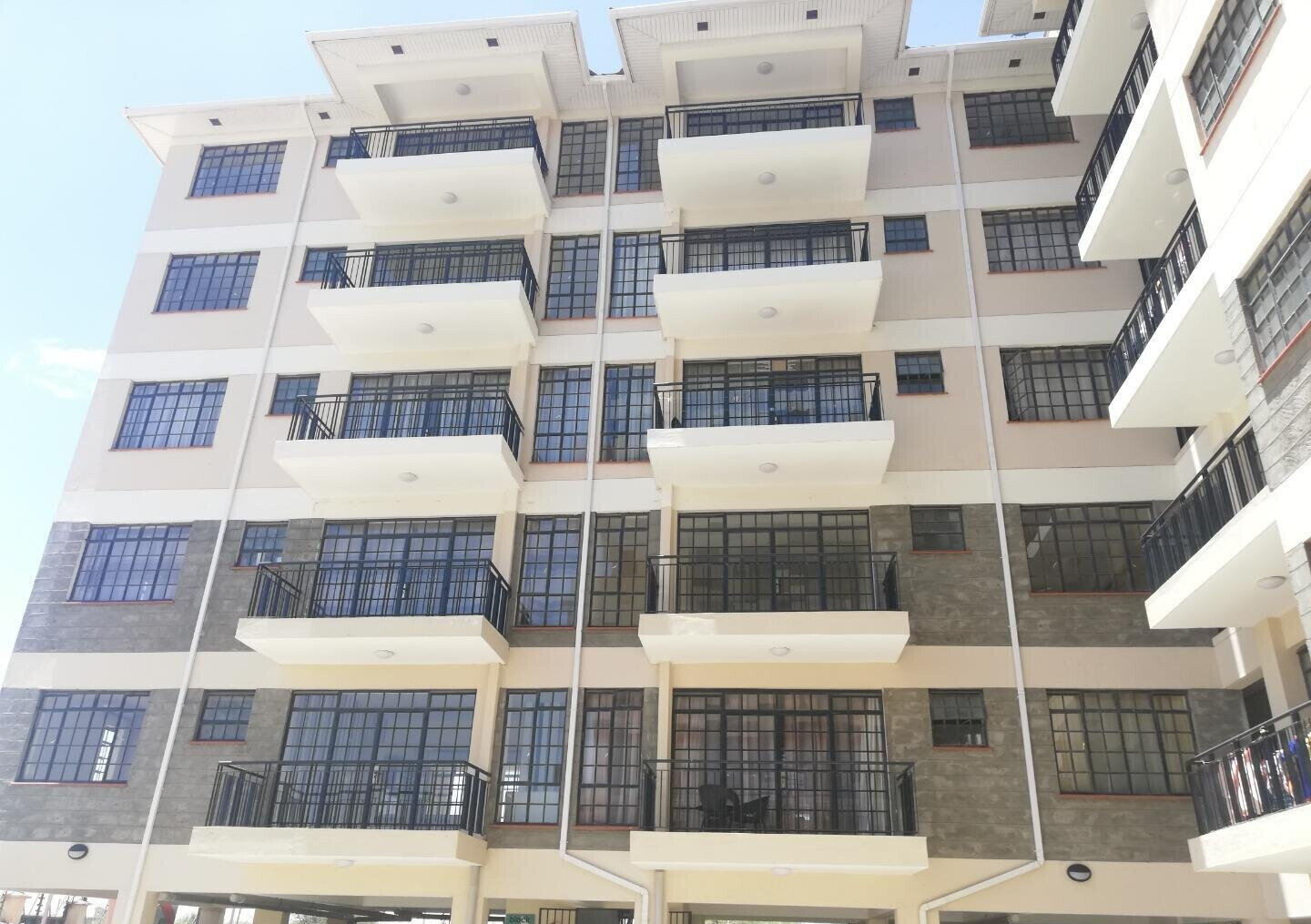 2BR Executive Apartment with Backup Generator - Kitengela