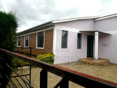 4bdrm Bungalow in Ngata, Nakuru Town West for sale - Image 1