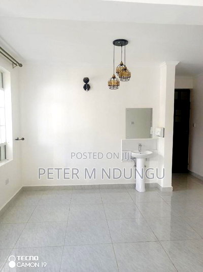 3bdrm Block of Flats in Thome for rent - Image 6