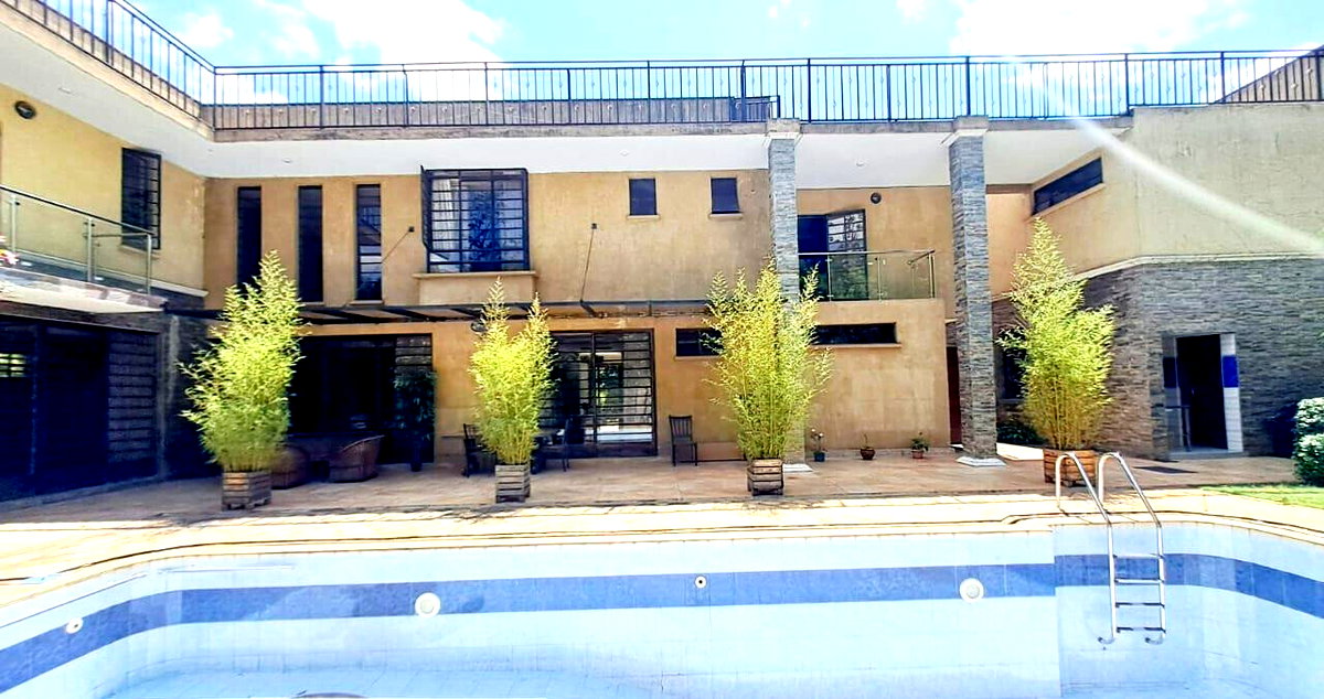 4-Ensuite Townhouse with Private Pool & Power Backup - Lower Kabete
