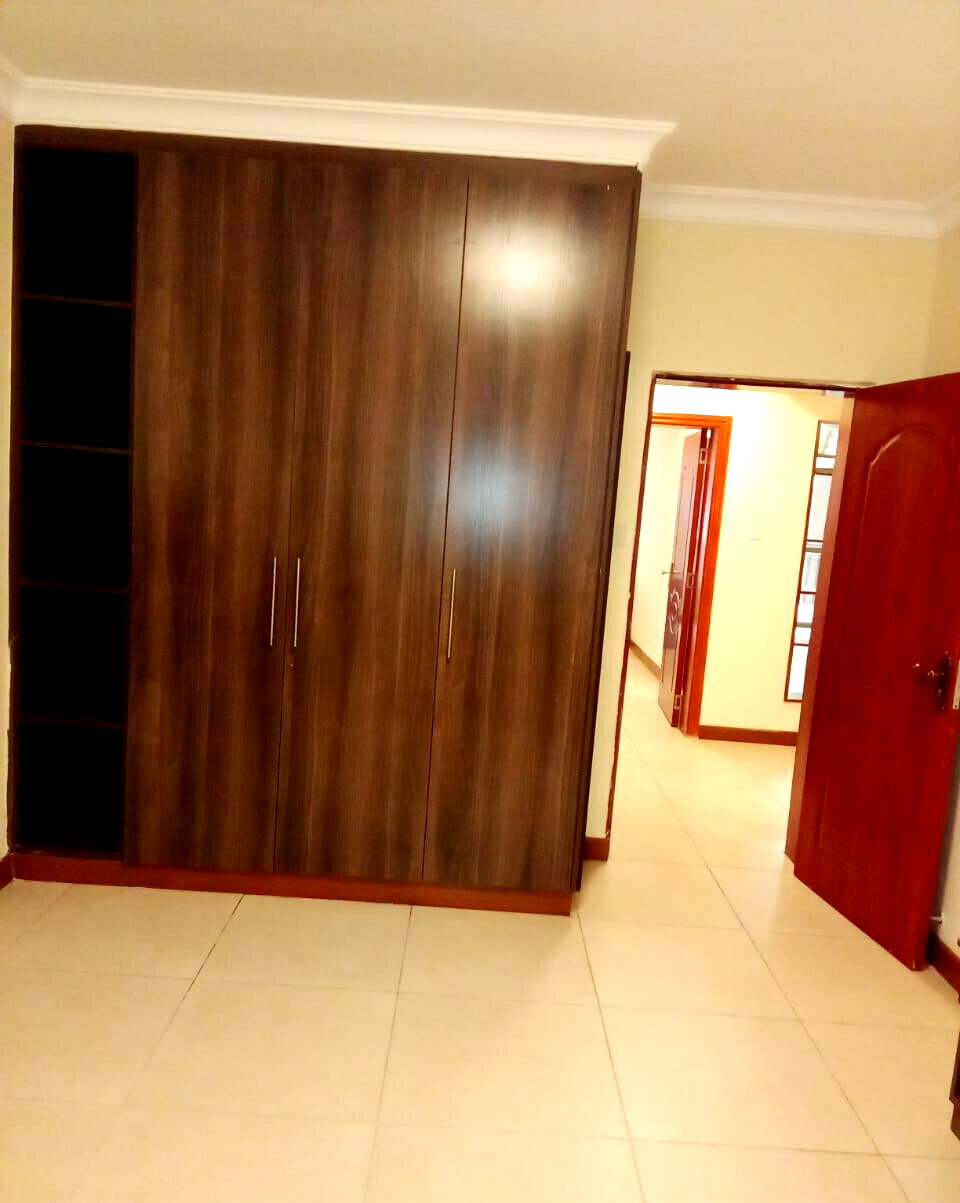 4-Ensuite Townhouse with Private Pool & Power Backup - Lower Kabete