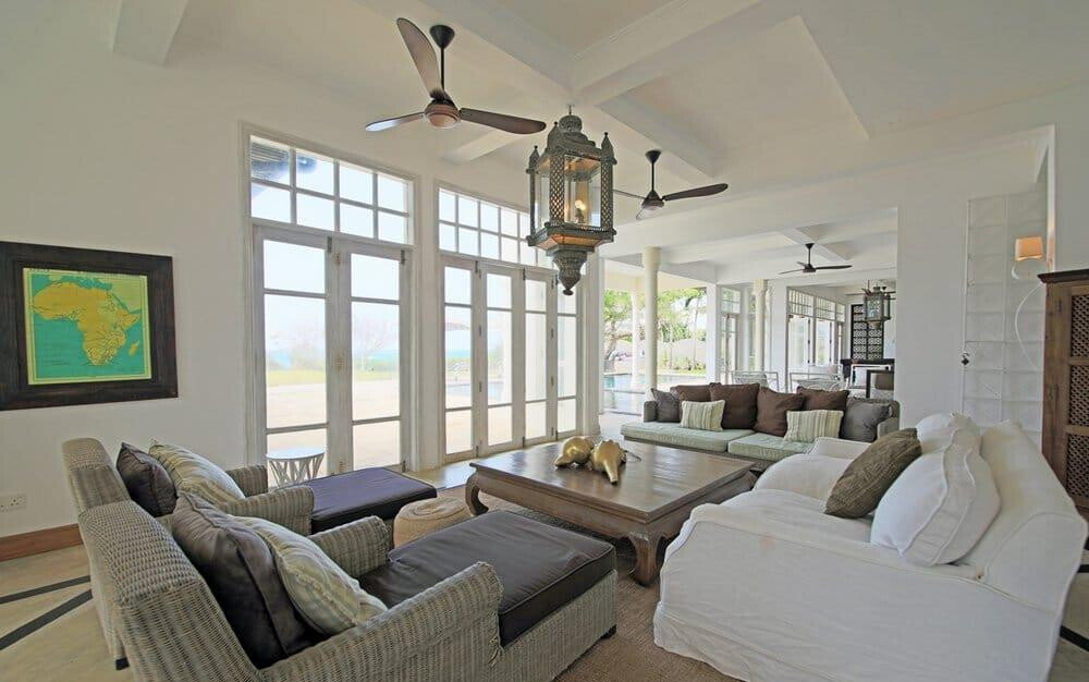 5-Bedroom Beachfront Townhouse on 2 Acres with Pool – Watamu