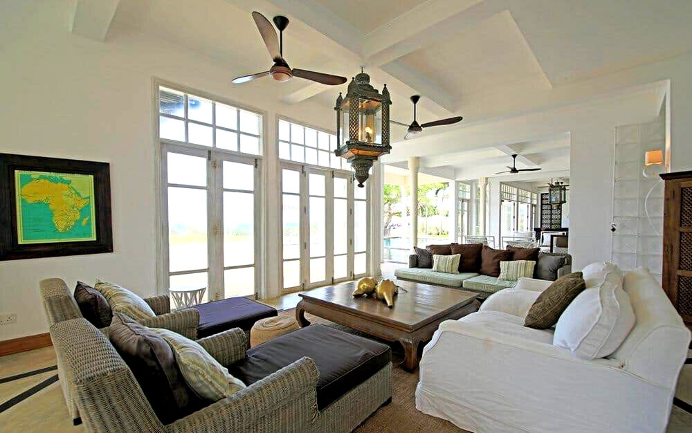 5-Bedroom Beachfront Townhouse on 2 Acres with Pool – Watamu