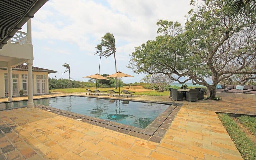 5-Bedroom Beachfront Townhouse on 2 Acres with Pool – Watamu