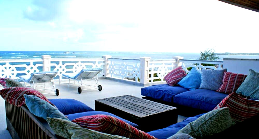 5-Bedroom Beachfront Townhouse on 2 Acres with Pool – Watamu