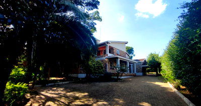 Mountain View 4BR with Garden at KSh 170K