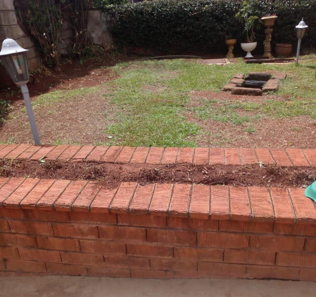 4-Bed Townhouse with Private Garden & DSQ - Lavington