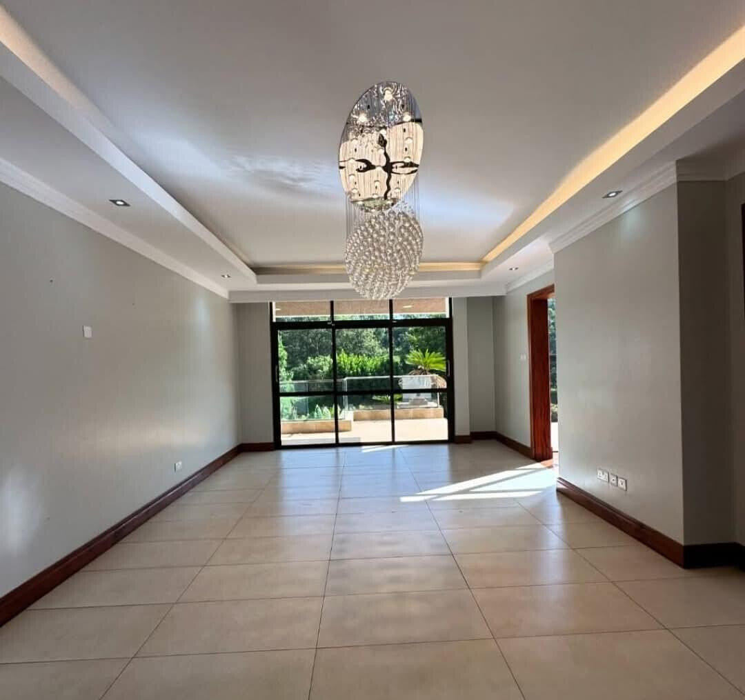 5-Ensuite Villa with Pool Access on Half-Acre – Karen