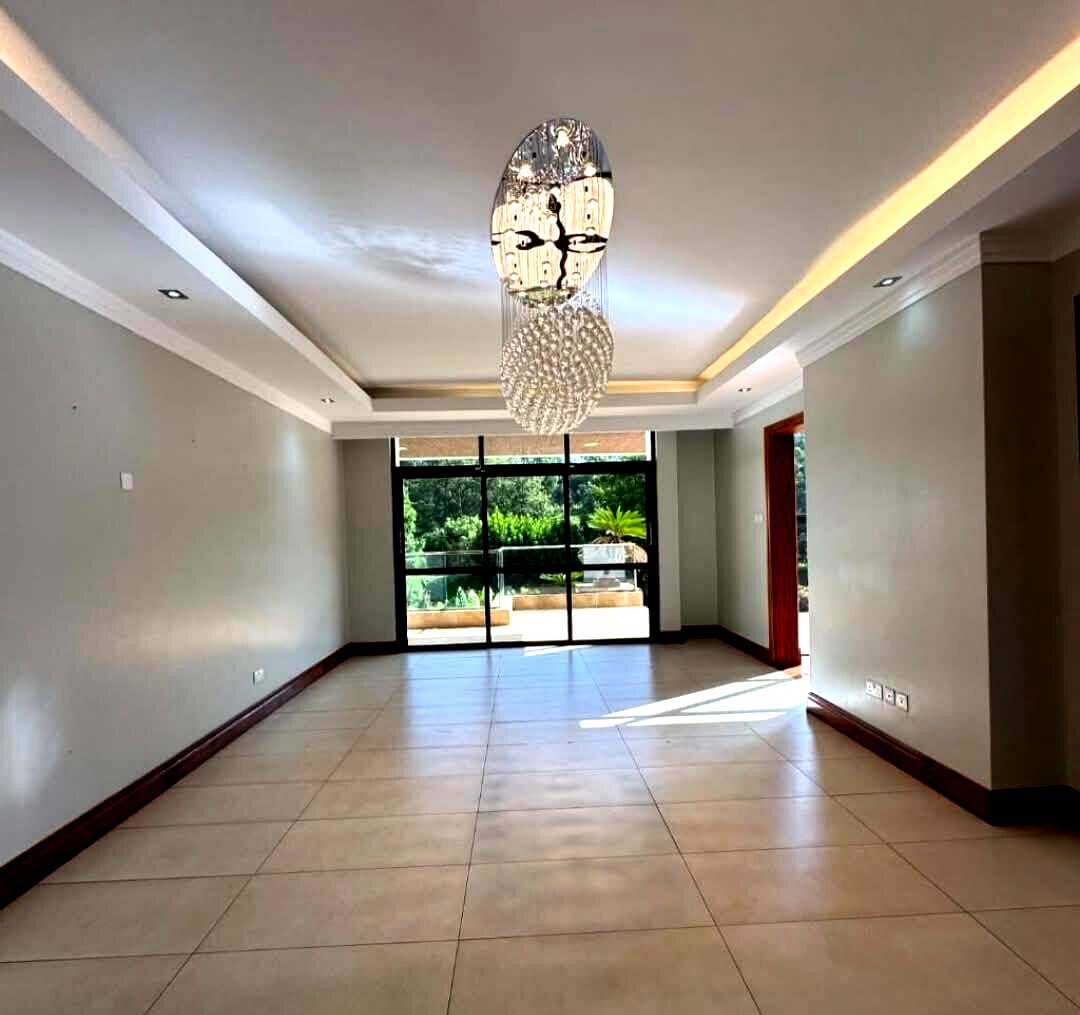 5-Ensuite Villa with Pool Access on Half-Acre – Karen