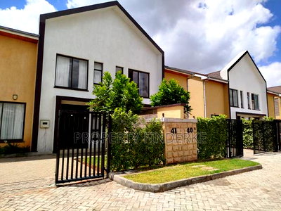 4bdrm Townhouse/Terrace in Katani for sale - Image 1