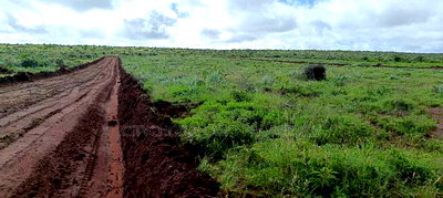 Green Hills Garden Nachu 50x100 Plot for Sale on Offer! - Image 2