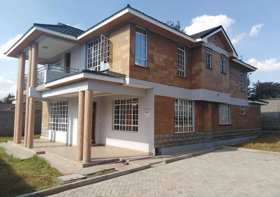 4-Ensuite Townhouse with Garden & Play Area – Rimpa, Karen