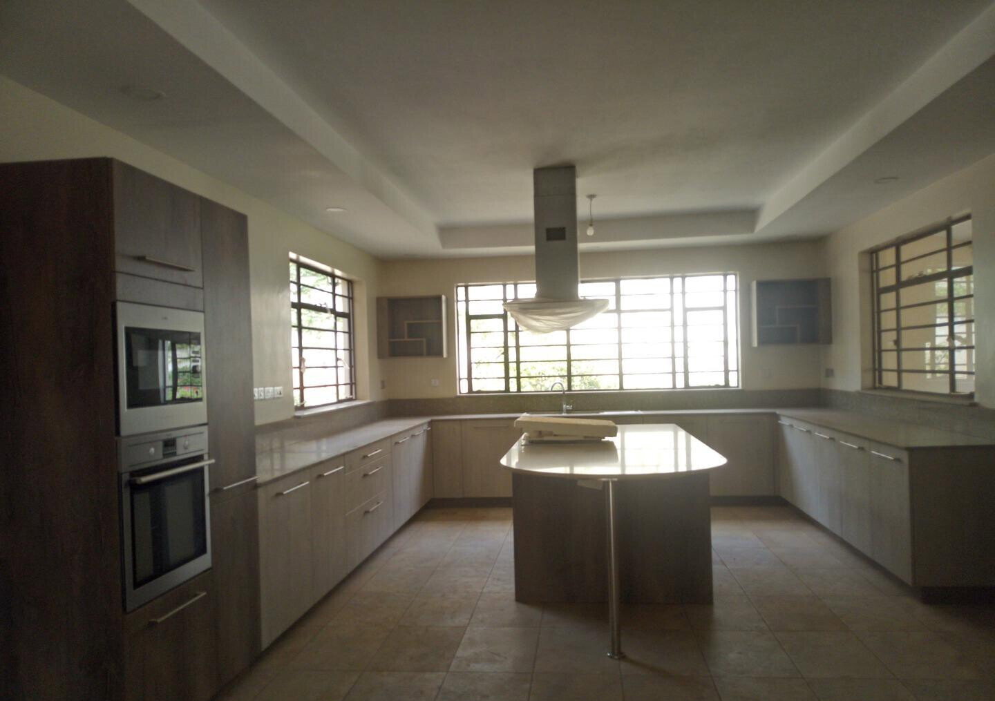 5-Ensuite Villa with Lake Views & Generator - Lower Kabete