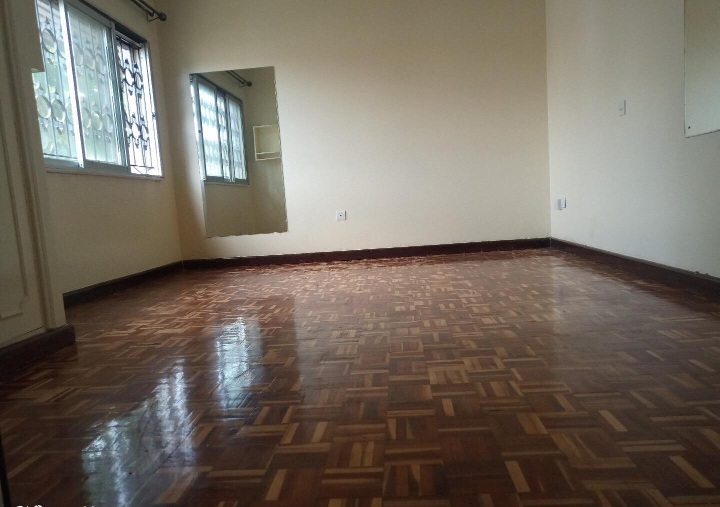 4BR Townhouse with DSQ & Power Backup - Kileleshwa