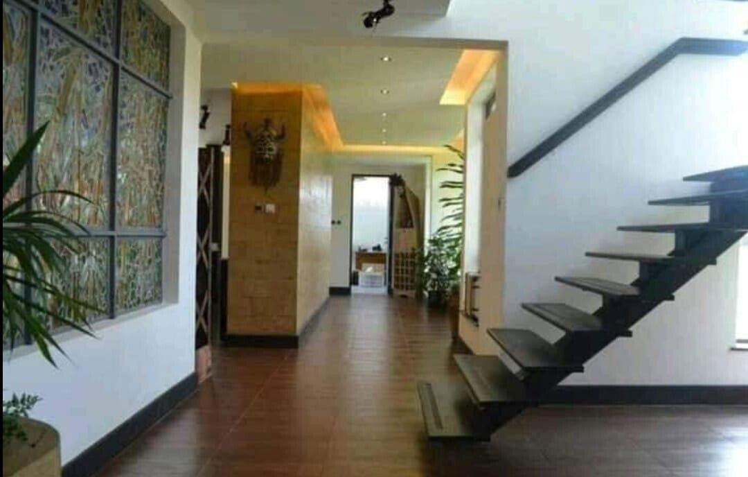 Distress Sale: 4-Ensuite Townhouse on 1 Acre with Pool & Sauna – Karen