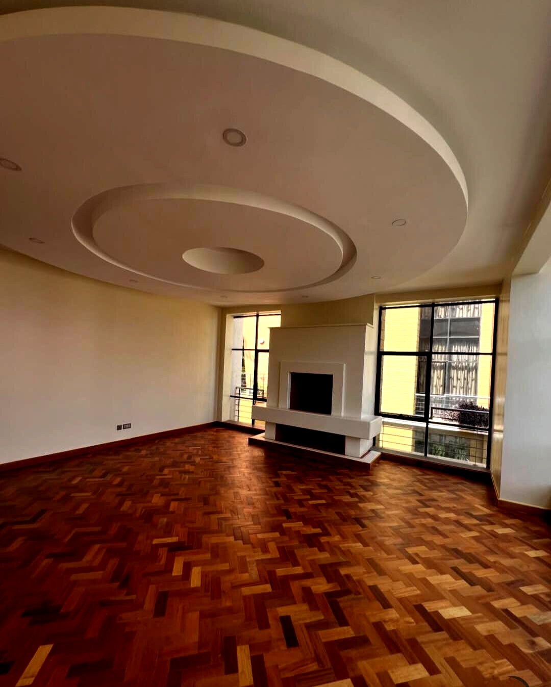 5-Ensuite Townhouse with Rooftop Terrace & DSQ - Lavington