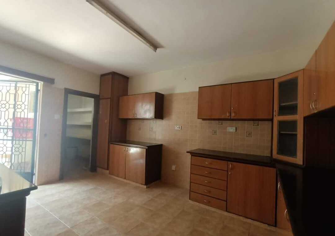 4-Ensuite Townhouse with Pantry & Balcony - Lavington