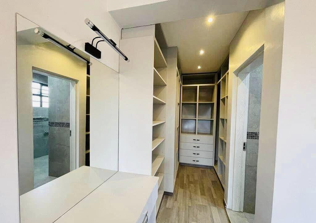 4BR All-Ensuite Villa with DSQ & Attic Family Room - Membley