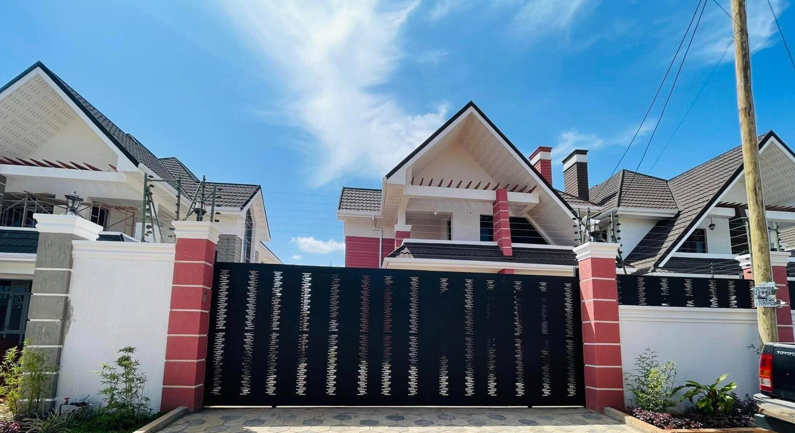 4BR All-Ensuite Villa with DSQ & Attic Family Room - Membley