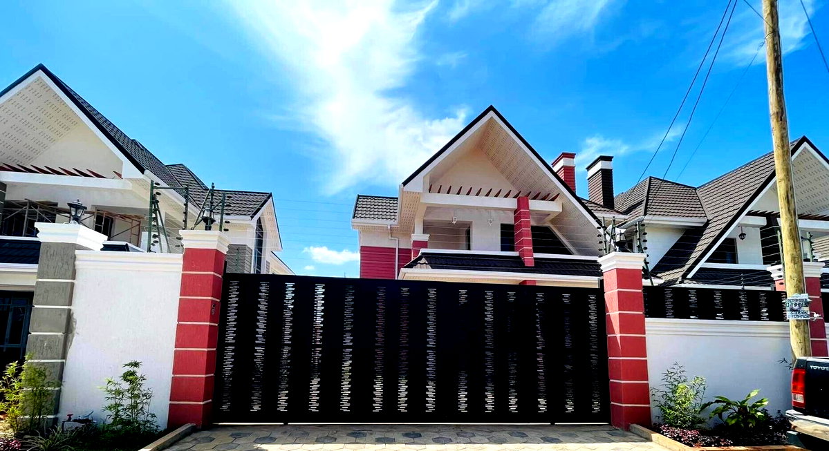 4BR All-Ensuite Villa with DSQ & Attic Family Room - Membley
